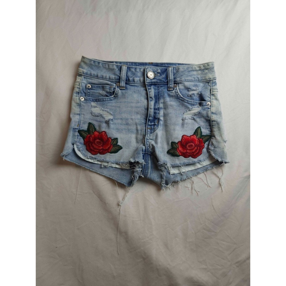 American Eagle Low Rise Shortie 2 Floral Embroidered Distressed Denim‎ Stretch